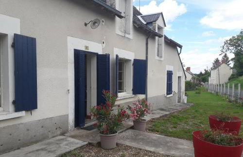 Maison plain pied, 2 chambres, longère typique , fraiche, dans bourg avec tous commerces - Foto 2