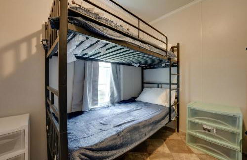 Cozy Cabin Community Pool and Lakefront Beach! - Foto 13