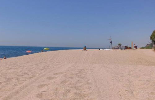 Basketball court, pool, BBQ, gardens, seaviews - Foto 12