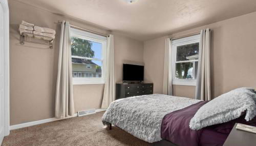 Stadium District walking distance, Tailgate Garage - Foto 5