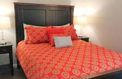 Peace of Heaven, Modern Chic Cabin, Majestic Mountain Views, Hot Tub, Fire Pit, Outdoor Games, Close to Town - Foto 31