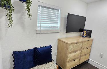 The Hideaway DT Orlando Tiny Home w Free Parking - Foto 56