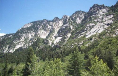 New Distinctive Historical Unit from 5 Star Host - Foto 3