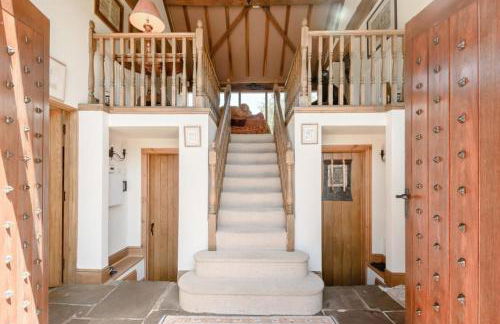 Spacious 5 bed Barn in the Heart of Worcestershire - Foto 3