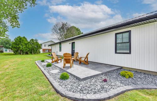 Charming Middlebury Retreat with Patio and Fire Pit - Foto 22