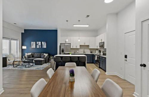 Spacious 2BD - 5 Min DT, Gym, Parking, W-D - Sleep 12 - Foto 19