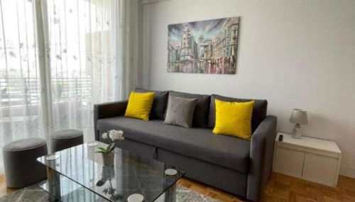 Encanto y Comodidad Cerca del Estadio Bernabéu - Foto 3