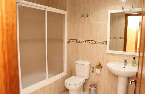 Apartamentos Clavería - Foto 26