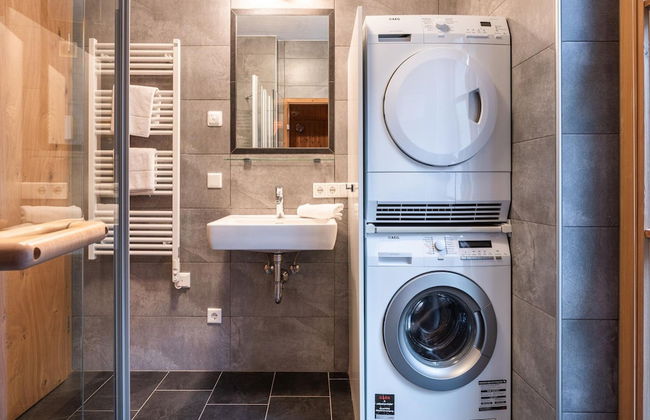 Premium Chalet With Sauna on a Sunny Slope - Foto 26