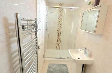 Modern 1 BR Flat London near Emirates Stadium - Quick links to Central London - Foto 6