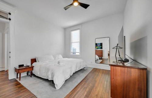 Charming Stay in Louisville's Vibrant Highlands - Foto 6