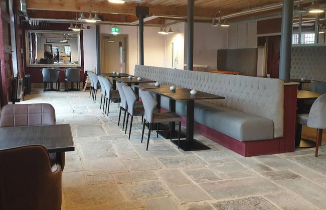 1700s Canalside Cottage Sleeps up to 12 Guests - Foto 40