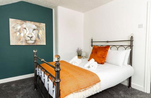 Stylish Comfort: 2BR Home in the Heart of Wigan - Foto 23