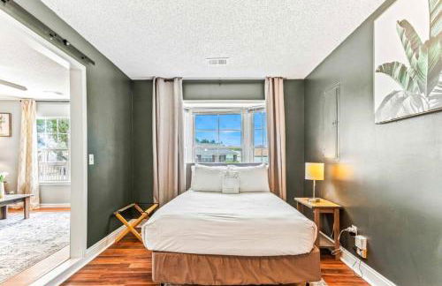 Screened Porch, Firepit, Patio! Peaceful in Pooler - Foto 5