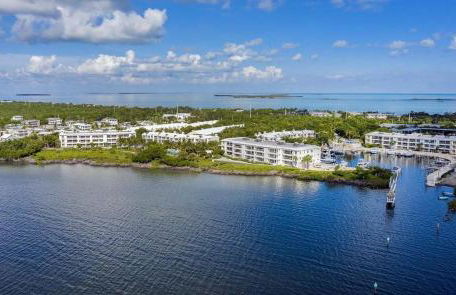 LIC Mgr - LUXURIOUS 2 BED 3 BATH PENTHOUSE SUITE - PANORAMIC OCEAN VIEWS! INDOOR PICKLEBALL - SPEAKEASY! - Foto 34