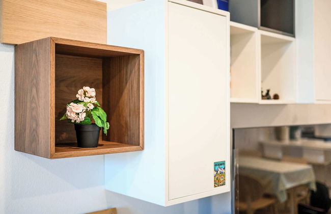 Chic Modern Retreat With Stunning Views 1360 Sqft - Photo 34