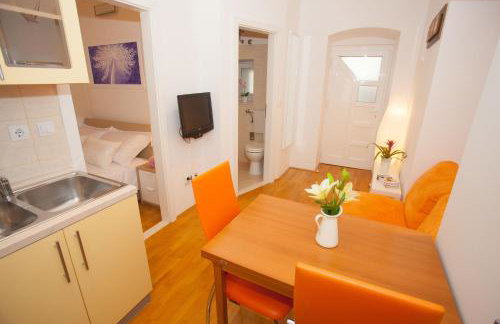 Split Summer Lounge Apartments - Photo 58