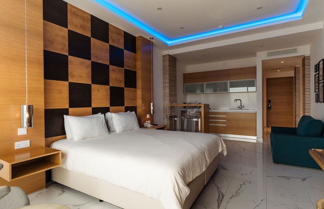 Vrachia Beach Hotel & Suites - Adults only - Photo 20