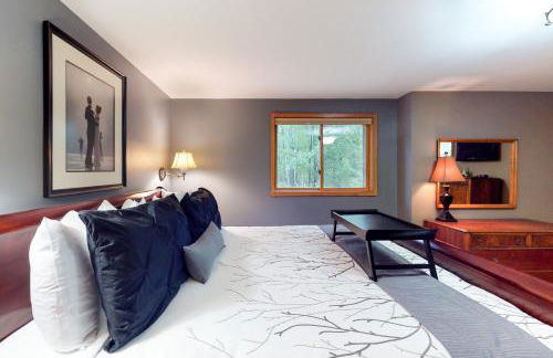 Chanticleer Inn: Hudson House - Photo 18