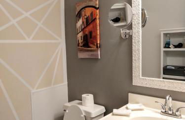 Exclusive Townhome - Central Raleigh Location - Foto 17