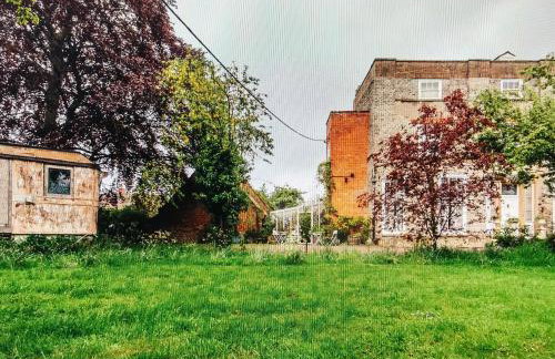 Priory House B&B And The Oriental Brewhouse Self Catering Accommodation - Foto 39