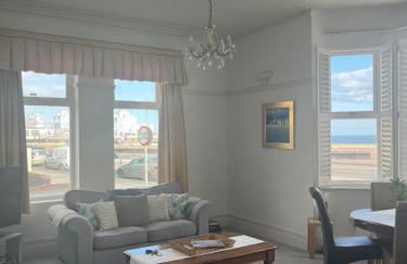 THE BEACH view - Photo 14