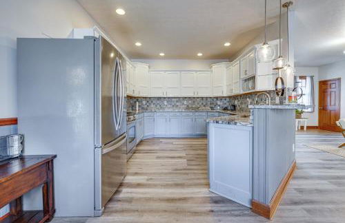 Elegant Pataskala Home with Hot Tub and Fire Pit! - Foto 10