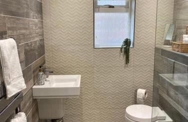 No. 3 Tomlinsons Apartments - Photo 9