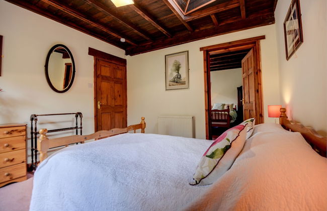 Holiday Cottages and North Star Apartment - Photo 9