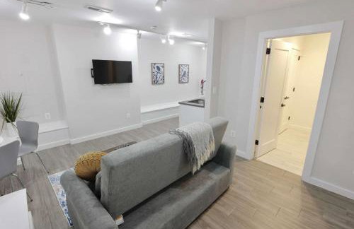 White Brick Retreat - Shaw - Photo 6