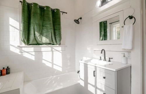 Mins to Cruise Terminal&Downtown- Sunny Splendor - Foto 20