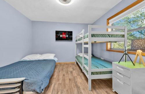 Big Bass Hideaway with Hot Tub - Foto 52