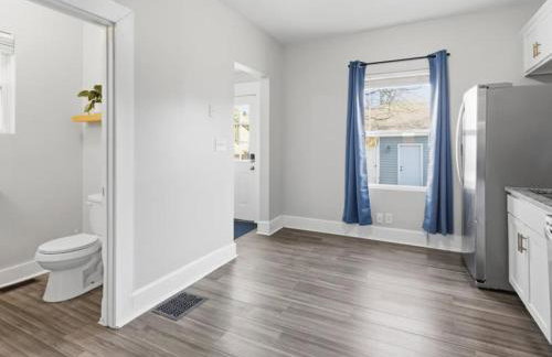 Prime Downtown Indy House Close to DT Indy - Photo 14