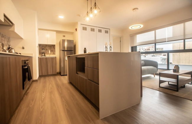 w Delightful 2BR in Miraflores - Photo 6