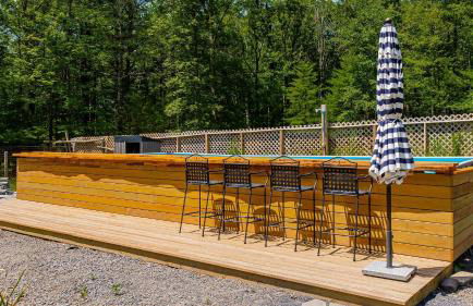 PoolHot Tub Firepit Near Hikes Shops Dining Cragswood Lodge by AvantStay - Foto 31