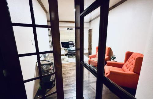 Luxury 5BR Retreat, Kid's Playroom! Near Lake Hubbard, Vineyard Views - Foto 28