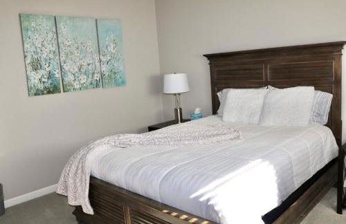 Modern Mini Golf Oasis - Foto 48