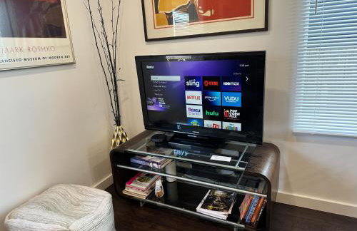 Modern Ranch near Knapp Center, Downtown - Foto 8