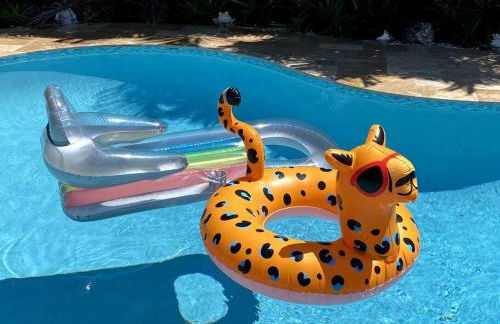 Deerfield Beach heated pool house - Photo 5