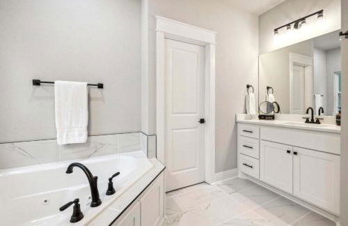 The Veloshire - Half mi to MTB Trails-Hot Tub - Foto 16