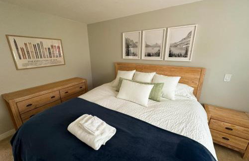 Built 2016 Pristine Lake House for Boating, Remote Work, Hiking and Relaxing - Foto 11