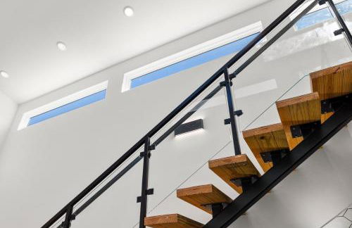 Quantum Tiny Loft at East End Revitalized - Foto 17