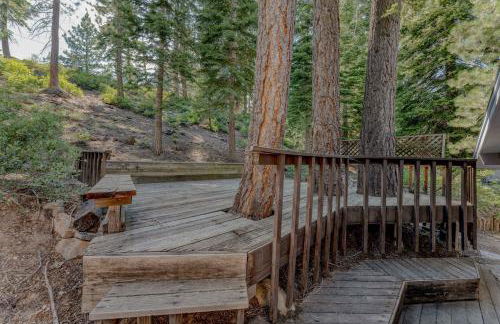 Secluded Tahoe Retreat Near Trails and Beach - Foto 27