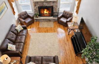 Luxury Villa with Hot Tub, Two Fire Pits, King Bed Suite, Game Room & Fenced Yard - Foto 7