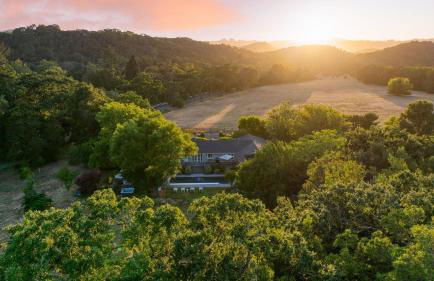 Glen Ellen Escape by AvantStay 5BR Retreat w Pool Hot Tub Hammocks Vineyard Views - Foto 58