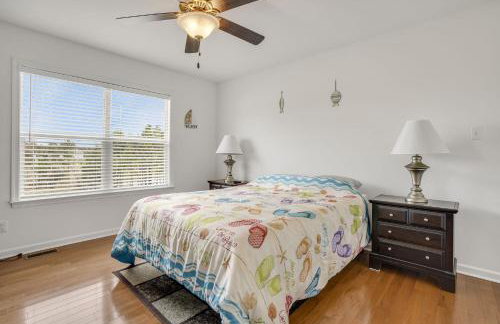 Beachin' at the Cove - Golf course, Shared pool & more! - Foto 12