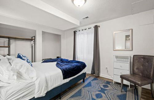 Spacious SIX Bedroom, Great Location - Foto 31