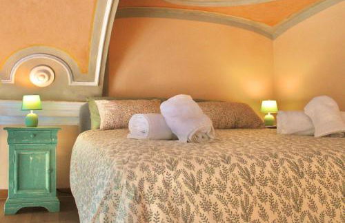 The Painter's Nest with Private Lake Garden - Photo 9