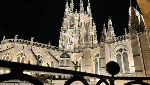 Tocando la Catedral by Exclusive Burgos Apartments - Foto 3