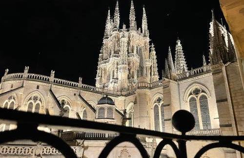 Tocando la Catedral by Exclusive Burgos Apartments - Foto 3